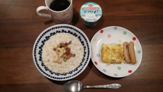 みうの朝食